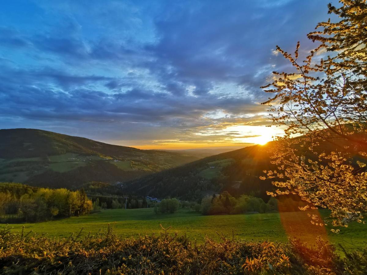 Alpengasthof Fernblick Mönichkirchen Exteriér fotografie